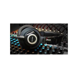 Audifono Tascam Profesional Negro, Th-07
