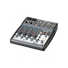 Mezcladora Behringer, Mod 802